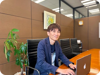 開発部 部長 Uさん